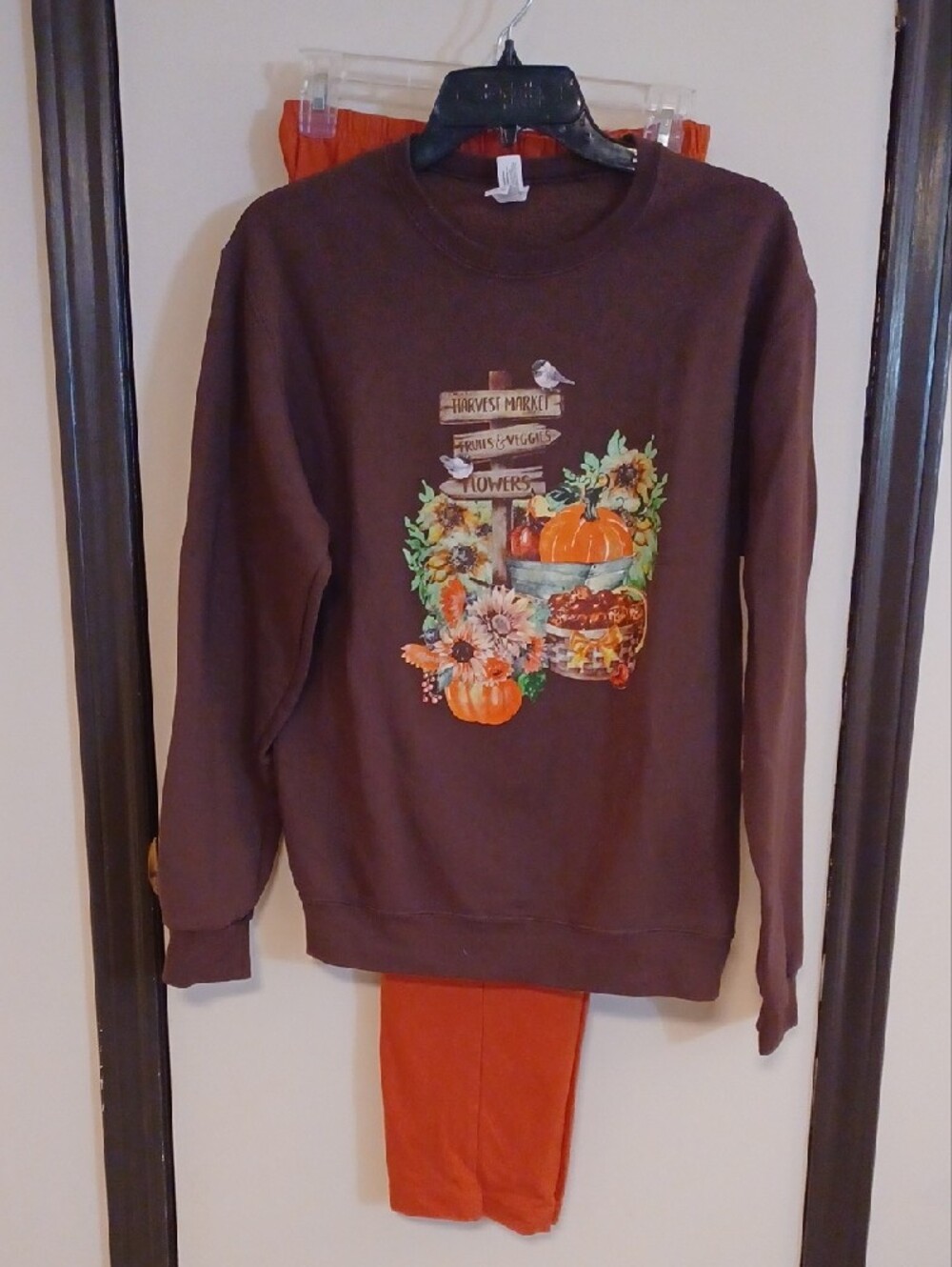 Jerzees Brown Sweatshirt with Autumn Harvest Graphic & Matching Blair Pants